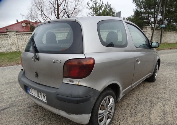 Toyota Yaris cena 1700 przebieg: 499999, rok produkcji 2004 z Żnin małe 56